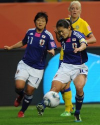  法兰克福日本球星蝉联月最佳  